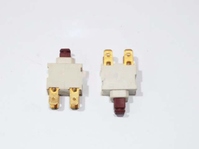 ВЫКЛЮЧАТЕЛЬ